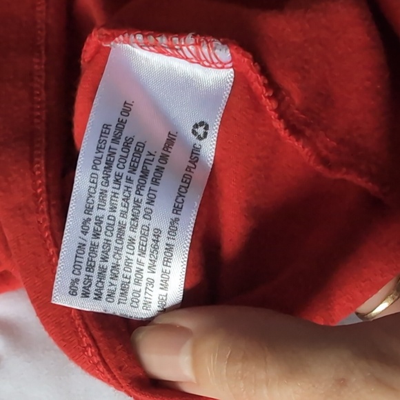 Cat & Jack Girls Celebrate Short Sleeve Graphic Red T-Shirt Size L 10-12 - Picture 6 of 6